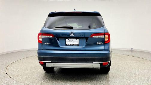 2022 Honda Pilot AWD Elite