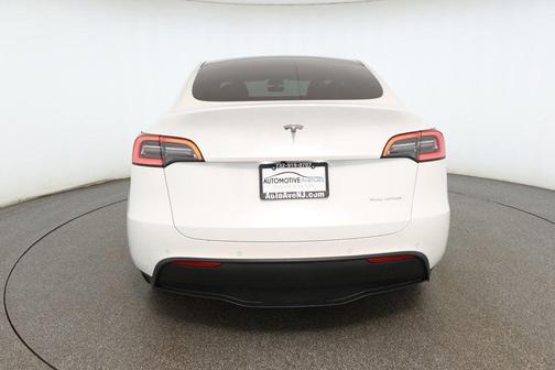 2022 Tesla Model Y Long Range Dual Motor All-Wheel Drive