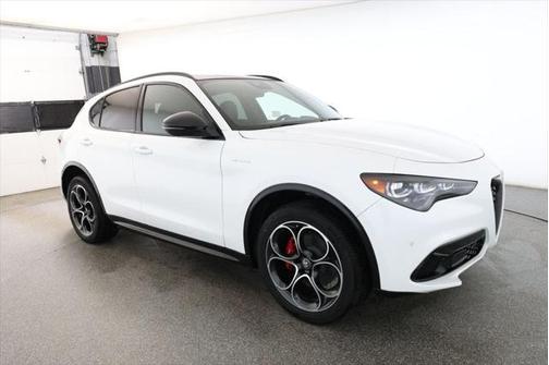 2024 Alfa Romeo Stelvio Veloce AWD