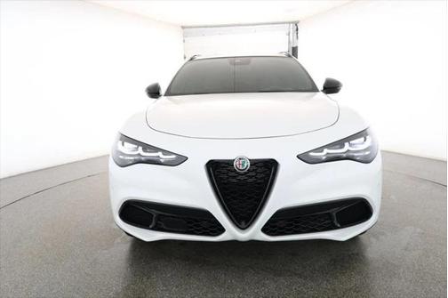2024 Alfa Romeo Stelvio Veloce AWD