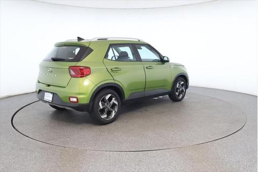 2021 Hyundai VENUE SEL