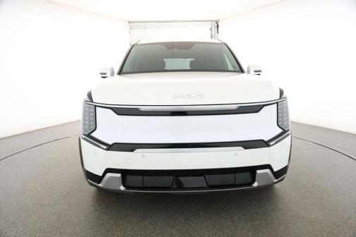 2024 Kia EV9 Land