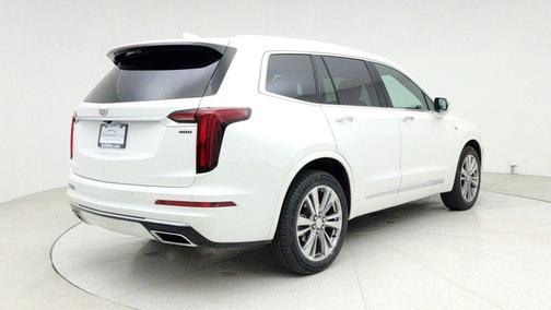 2022 Cadillac XT6 Premium Luxury FWD