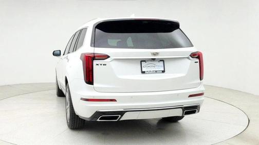 2022 Cadillac XT6 Premium Luxury FWD