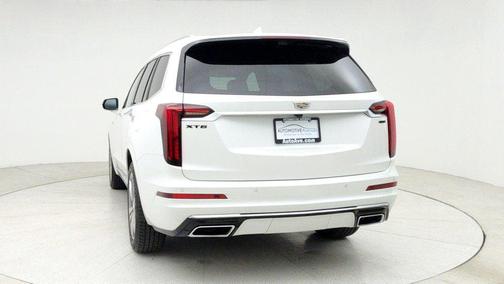 2022 Cadillac XT6 Premium Luxury FWD