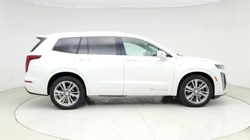 2022 Cadillac XT6 Premium Luxury FWD