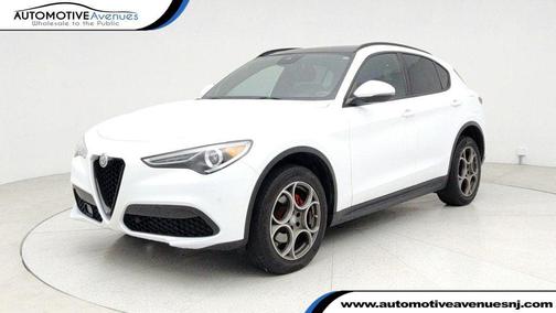 2022 Alfa Romeo Stelvio Sprint