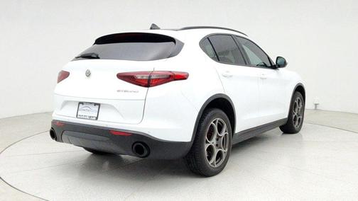2022 Alfa Romeo Stelvio Sprint