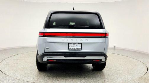 2023 Rivian R1S Adventure Dual-Motor Large Pack