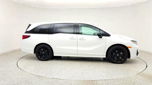 Platinum White Pearl 2025 Honda Odyssey Sport-L