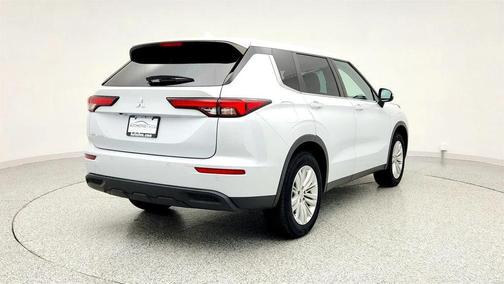 2023 Mitsubishi Outlander ES 2.5 2WD