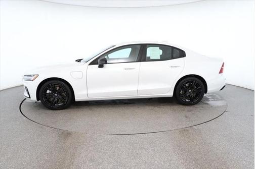 2024 Volvo S60 Recharge Plug-In Hybrid T8 Polestar