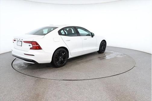 2024 Volvo S60 Recharge Plug-In Hybrid T8 Polestar