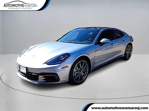 2019 Porsche Panamera 4