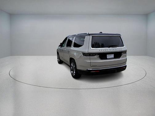 2022 Jeep Grand Wagoneer Series II 4x4