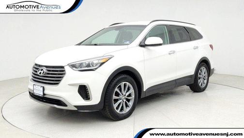 2017 Hyundai SANTA FE SE