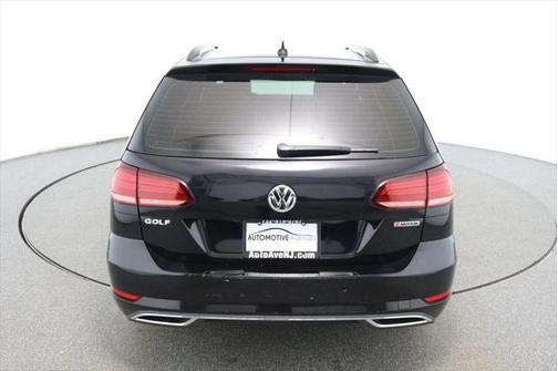 2019 Volkswagen Golf SportWagen TSI S