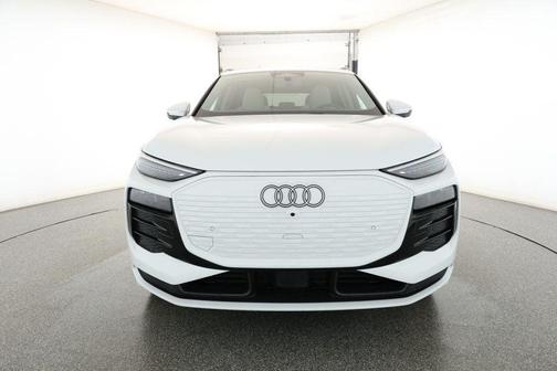 2025 Audi Q6 e-tron Premium Plus quattro