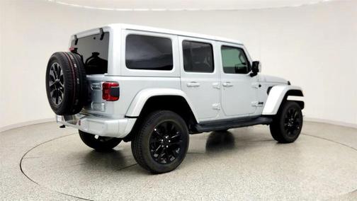 Silver Zynith Clearcoat 2022 Jeep Wrangler Unlimited High Altitude 4x4