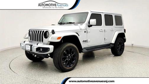 Silver Zynith Clearcoat 2022 Jeep Wrangler Unlimited High Altitude 4x4
