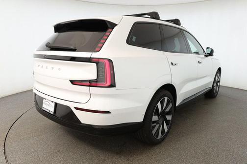 2025 Volvo EX90 Twin Motor Performance Ultra 6-Seater