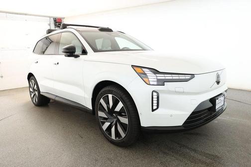 2025 Volvo EX90 Twin Motor Performance Ultra 6-Seater