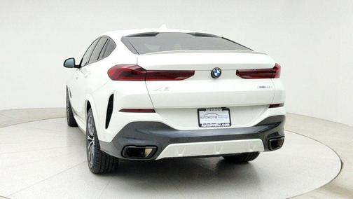 2023 BMW X6 xDrive40i