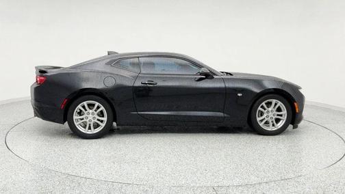 2022 Chevrolet Camaro 1LS