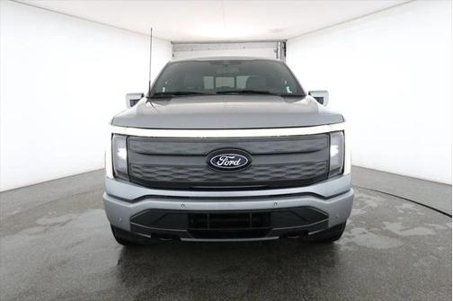 2024 Ford F-150 Lightning LARIAT