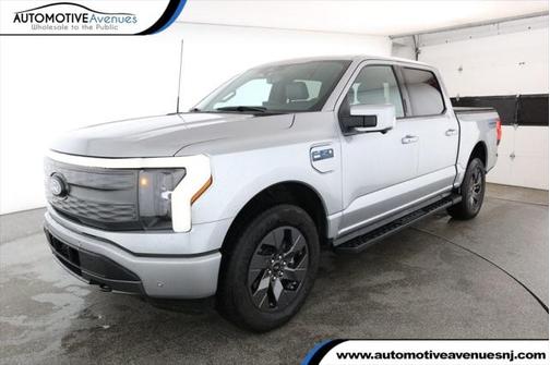 2024 Ford F-150 Lightning LARIAT