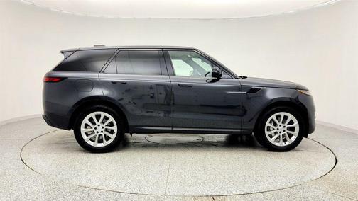2024 Land Rover Range Rover Sport SE