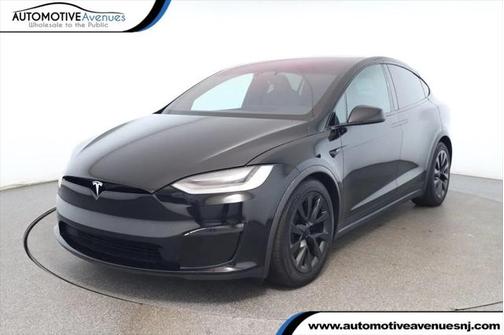 2023 Tesla Model X Standard Range