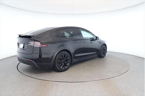 2023 Tesla Model X Standard Range