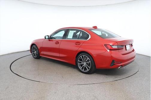 2022 BMW 330 330i Sedan