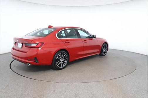 2022 BMW 330 330i Sedan