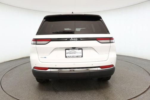 2023 Jeep Grand Cherokee 4xe Base