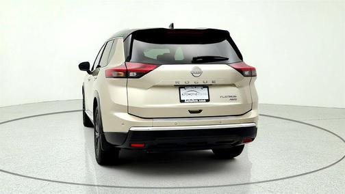 Champagne Silver Metallic/Super Black 2024 Nissan Rogue Platinum