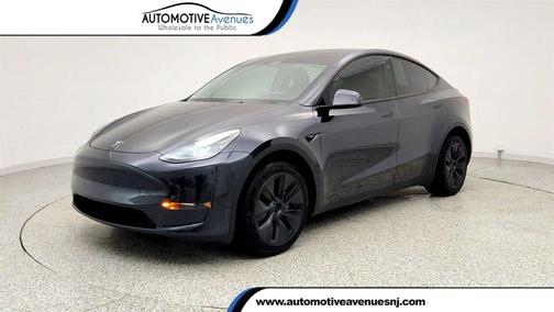 2024 Tesla Model Y Long Range Dual Motor All-Wheel Drive