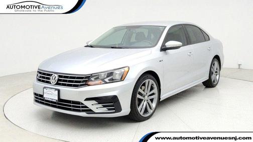 2018 Volkswagen Passat 2.0T R-Line