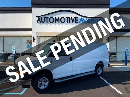 2024 Chevrolet Express 2500 RWD 2500 Regular Wheelbase WT