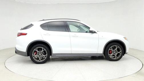 2022 Alfa Romeo Stelvio Ti