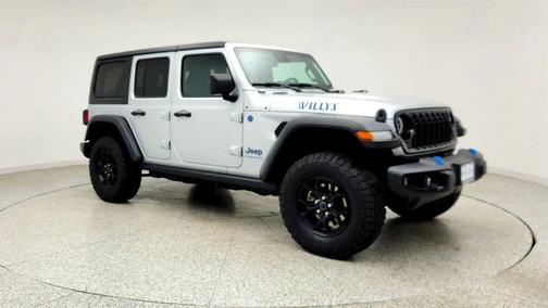 Silver Zynith Clearcoat 2024 Jeep Wrangler 4xe Willys