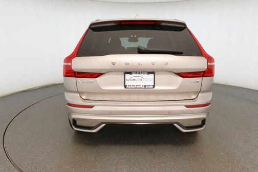 2025 Volvo XC60 Plug-In Hybrid T8 Ultra