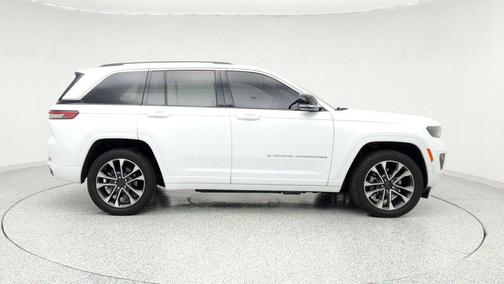 2023 Jeep Grand Cherokee 4xe Overland