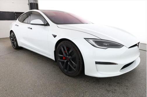2023 Tesla Model S Plaid