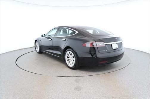 2017 Tesla Model S 75D