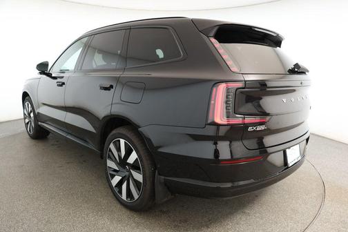 2025 Volvo EX90 Twin Motor Plus