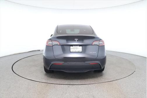 2024 Tesla Model Y Long Range Dual Motor All-Wheel Drive