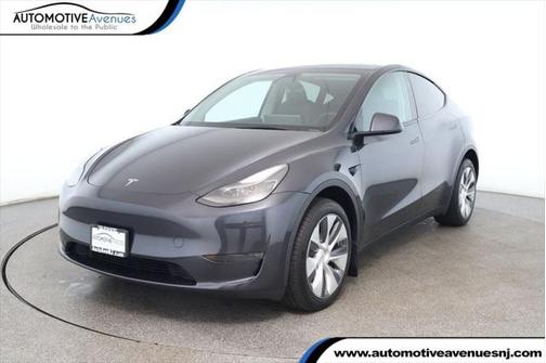 2024 Tesla Model Y Long Range Dual Motor All-Wheel Drive