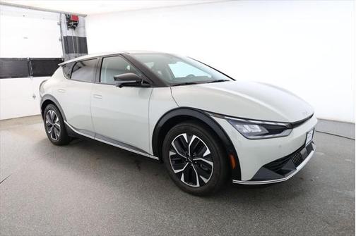 2022 Kia EV6 Wind